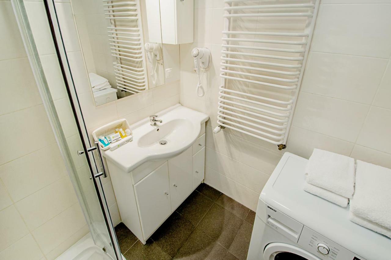 Apartament Poniatowskiego - Komfortowe Noclegi เพียเซตชโน ภายนอก รูปภาพ